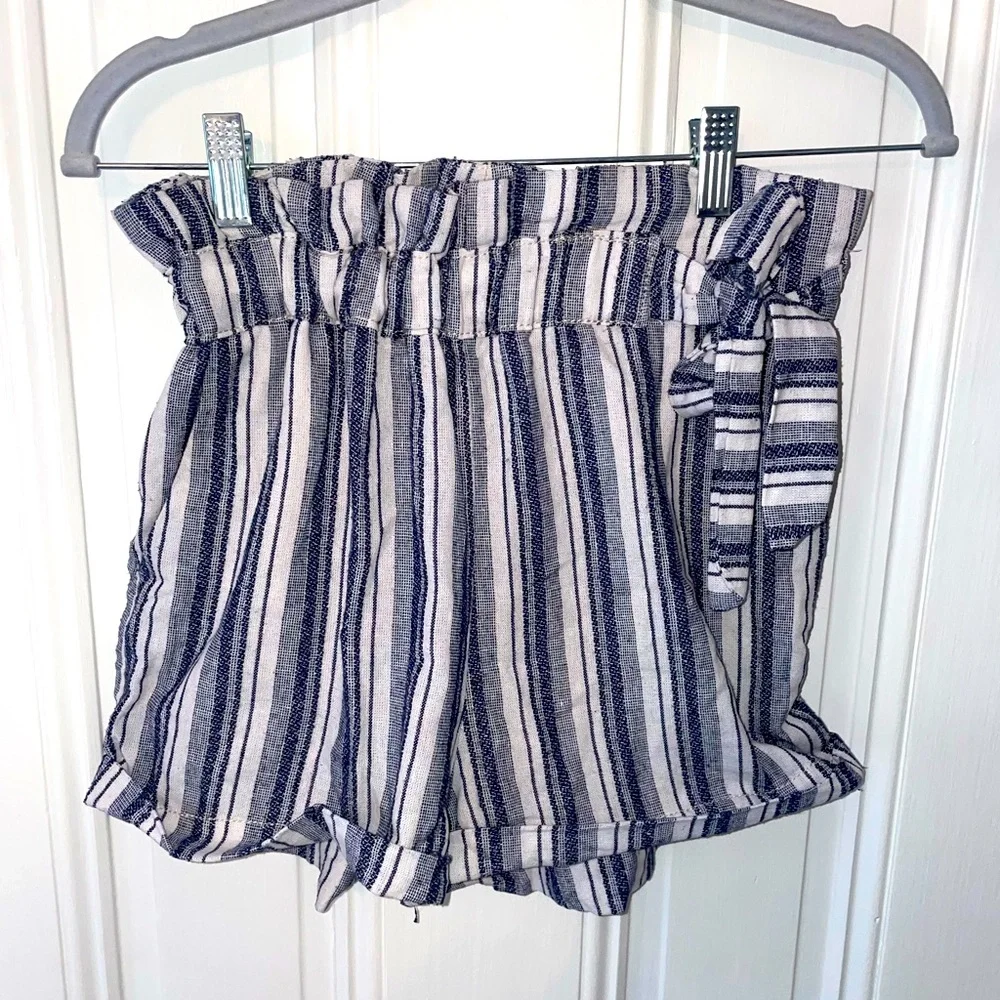 High Rise Ruffled Linen Striped Shorts - Picture 1 of 4